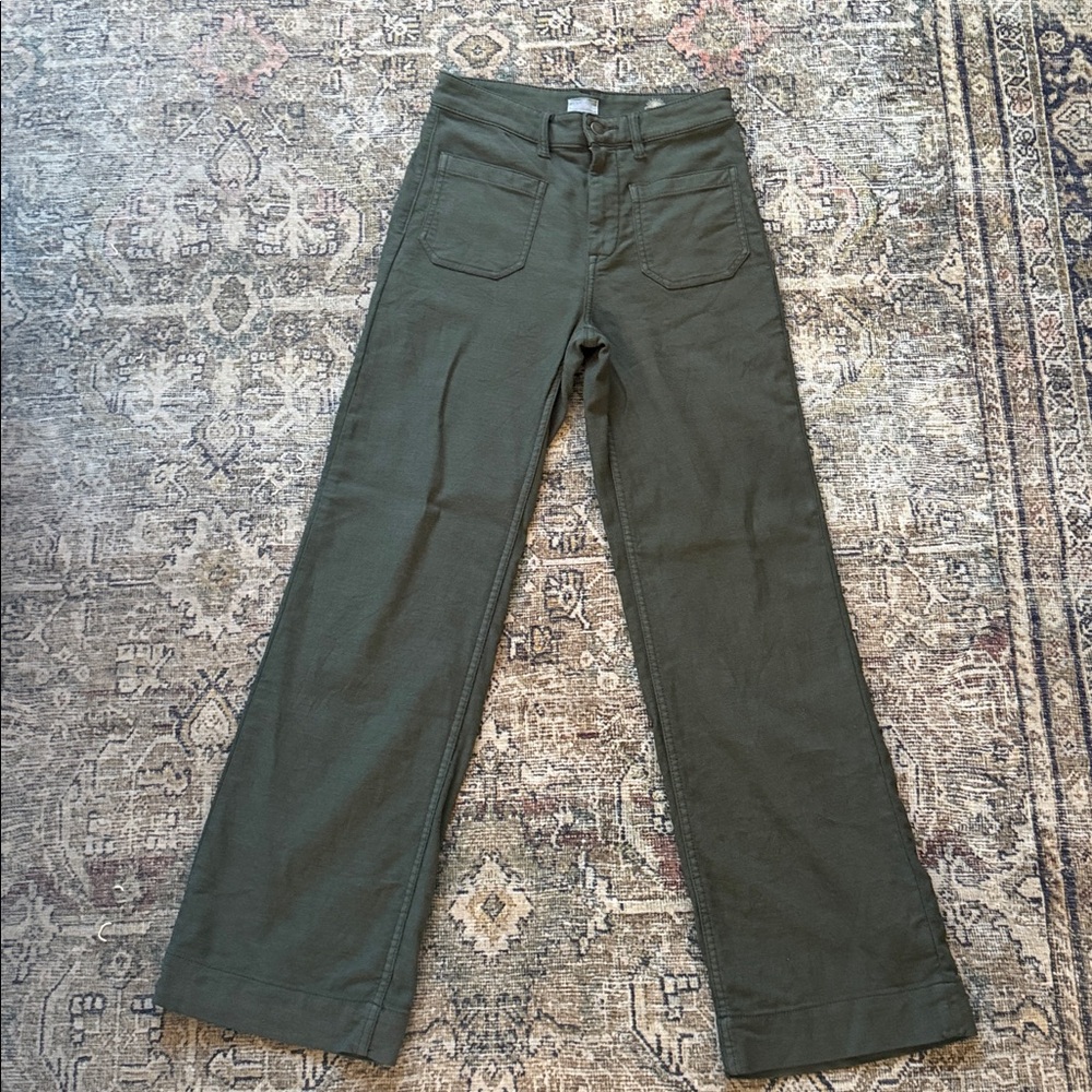 Faherty Olive Green Stretch Terry patch pocket size 27